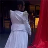 Elegant Nigeria African Jumpsuit Wedding Dress with Overksirt Train Plus Size Long Sleeve Pärled Fall Garden Outfitt Bride Dress Rustic Garden Bridal Dress 2024