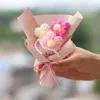 Dekorativa blommor 1pc Pearl Mesh Packaging Artificial Flower Buquets Handvävda stickade jordgubbar Puffs virkade färgglada