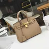 Designer Dameshandtas 2023 Nieuwe Mode Litchi Patroon Handtas Stijlvol en Veelzijdig Eén Schouder Crossbody Casual Damestas