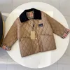 베이비 디자이너 패딩 재킷 고급 고품질 재킷 어린이 소녀 여자 따뜻한 바람 방전 자켓 어린이 의류 크기 100cm-160cm B08