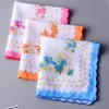 Das 5 stuks 30*30 cm Vintage Katoen Dames Zakdoeken Geborduurde Vlinder Bloem Hanky Bloemen Dames Zakdoek Stoffen Willekeurige Kleur 231012