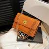 Designer dameshandtas Franse niche-onderarmtas voor dames in 2023 nieuwe cameliabloem high-end gevoel buitenlandse stijl crossbody met één schouderketting