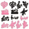 Toptan 100 PCS PVC Müzik Gösterimi Bahçe Ayakkabı Toka Süslemeleri Charms Düğmesi Sırt Çantası Deliği Takma Çocuk Partisi Noel Hediyeleri