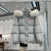 Autumn and winter ladies hooded loose big fur collar down coat, fur collar around the neck to keep warm and not leak, loose version of fashion.