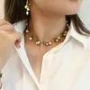 Chaînes Aensoa Personnalité Blanc Feuille Floral Collier Alliage Alliage Émail Lily Valley Gold Couleur Collier Pour Femmes Haute Qualité279U