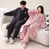 Vêtements de nuit pour hommes Flanelle Pantalon Longue Robe Kimono Pyjama Chaud Ensemble Pour Couples Hiver Corail Polaire Vêtements De Nuit Femmes Et Hommes Assortis Homewear