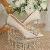 Sapatos de vestido feminino cristal quadrado fivela salto alto bombas elegante seda fina sapatos de casamento mulher deslizamento em sapatos de vestido de dedo apontado 231012