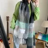 مصمم وشاح الشتاء Cashmere Men and Women's Shaws Shawls Rainbow Plaid Fringe وشاح دافئ ومريح إكسسوارات أزياء إجمالية 8