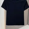 女性用Tシャツ2023夏の製品メタルロゴショルダーラウンドネックショートスリーブコットンTシャツ女性