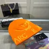 Designer pour femmes hommes sans bords Beanie chapeau imprimé classique mode lettre multicolore automne et hiver bon sympa