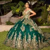 Green Quinceanera klänningar 2024 Gold Lace Appliques Mexikansk bollklänning Prom Party Dress Vestidos Butantes 15 ANOS