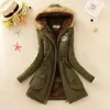 Женская куртка, осенне-зимняя хлопковая тонкая теплая ватная парка с капюшоном, повседневное пальто средней длины, женская толстая верхняя одежда с вышивкой, пальто 231012