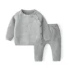 Ensembles de vêtements Ensembles de vêtements pour bébé Coton Printemps Né Garçon Fille Infant Tops et pantalons Pull tricoté Pyjamas 231013