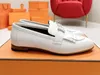 5A Schuhe HM5652350 Royal Loafer Wildleder Kleid Loafers Rabatt Desinger Schuhe für Frauen Größe 35-40 Fendave