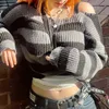 Pulls pour femmes E-Girl Gothic Rayé Pulls tricotés 2000s Rétro Dark Academia Pull Y2K Vintage Harajuku Grunge Jumpers Automne Vêtements 231012