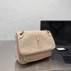 Vender clásico cuerpo cruzado bolsos de hombro mujeres y-letra gamuza bolsa de mensajero dama marca cadena de oro bolsos de diseñador cartera 231013