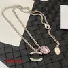 Womens Copper Designer Brand Letter Pendant Necklaces Chains Luxury Heart Crystal Collar Chain Geometric 18K Gold Plated Sweater N272b