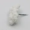 装飾的な花白い12pcs 2cm人工ミニフォームローズ