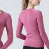 Lu Swift Elastic Gym Yoga Shirts dames breisels en T-shirts Lange mouw Dames Slim Mesh Running Sportjack Sneldrogend Zwart Fitness Sweatshirts T0