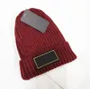 Classico Designer Beanie Cappelli di Natale Per donna Sport Moda Berretti Skullies Chapeu Berretti di cotone Gorros Lana Caldo cappello lavorato a maglia Berretto di caramelle da sci Colore puro