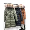 Parkas pour femmes dames longue doudoune nouveau à capuche décontracté chaud 2023 blanc canard mode col de fourrure femme manteau hiver polyvalent Feminina