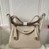 Handtassen Ontwerperstassen van hoge kwaliteit Mini crossbody tas De draagtas Echt leren designertas Rits Effen Kleine bruine luxe tas Modeluxe Roze Zachte damestas