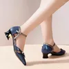 Kleid Schuhe Frau Pumpen 2023 High Heels Spitz Schwarz Patent Leder Blume Kette Slip Auf Platz Ferse Pumpe Zapatos mujer