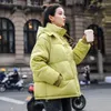 Trenchs de femmes Foufurieux Parkas Solide Vêtements d'hiver Femmes Vestes à capuche à manches longues Parka courte Couple Vêtements Coton Rembourré