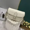 Nya modekvinnor Designer axelväskor högkvalitativa handväskor Flip Cover Messenger väska med läder Totes Beauty Bags Luxury Classic Crossbody