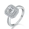 Classic Fashion 2023 One CT Moissanite Diamond Ring For Women 925 Srebrny Style Stylowy Pierścień Love z wysokim zmysłem Święto Dziękczynienia Walentynki