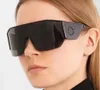 Solglasögon för män Kvinnor Summerstil 2220 Anti-ultraviolet Retro Shield Lens Plate Metal Frame Fashion Gereglasses Random Box