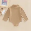 Mamelucos 2023 Otoño Infantil Bebé Stretch Romper Casual Manga larga Color sólido Cuello alto Jersey Mono Top para niños pequeños Niñas