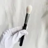 Makeup Brush 105 Highlight Brush Round Powder Blush Markera kosmetisk borste Mjukt gethår