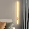 Lampada da parete moderna semplice lunga striscia LED camera da letto comodino luce del tubo El scala corridoio TV sfondo applique