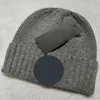 1st Winter Woman Christmas Hatts Man Travel mode Vuxna mössor Skallies Chapeu Caps Cotton Ski Cap Girle Grey Black Hat Håll varm intensifiering