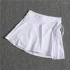 Pantalones cortos activos para mujer, falda de Yoga deportiva, pantalones de tenis de bádminton, medio cuerpo, bolsillo de secado rápido, prendas de vestir con correa dividida lateral