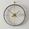 Nordic Modern Minimalist Spanish Wall Clock Fashion Personlighet vardagsrum matsal TV bakgrund vägg fast trärur klocka