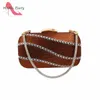 Kvällspåsar våren kommer italienska kvinnor handväska med glänsande kryatal mogen stil för damparti i orange färg 231013