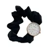 Zegarstka Kreatywna Wstążka Modna Digital Watch Watch Women's Quartz Memorial Gift Biżuteria Kobiety proste