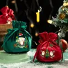 Emballage cadeau Année 2024 Sac de velours Panier Candy Dragee Sacs avec cordon pour Noël S Cookie Snack Stockage