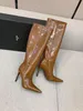Nieuwe puntige laarzen met hoge hak, super onoverwinnelijk vrouwelijk artefact