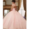 Sukienki imprezowe Pink Prom 2021 Eleganckie z ramion koronkowe haft vestidos de 15 anos quinceanera sukienki wieczorowe 265U