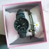 Zegarstki 2PCS /SET Modna Daisy Bransoletka Kobiety na rękę swobodną damską sukienkę Kwarcowa Kwarc Clock Watches Relogio