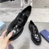Luxury Triangle Loafers Designer Shoes Monolith Rubber Platform Kvinnor Fashion Casure Borsted Leather Slipper Lug Chunky Round Head Sneakers Low Trainers