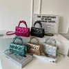 Bolsa simples de corpo cruzado para 2023 nova moda bolsa de diamante personalizada bolsa de ombro crossbody elegantebolsasloja