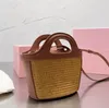 2023 Hög återköp Rate Beach Vacation Outdoor Womens Cowhide Woven Bag Brown White Two Handed Handle Single Shoulder Crossbody Handbag Brand Casual Fashion