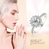 Moda ayçiçeği yüzüğü Kadınlar Işık Lüks Yüksek Sense 925 Gümüş Kaplama 18K Altın Moissanit Elmas Klasik Moda Partisi Hediye Düğün