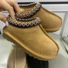 Tasman II-slippers voor peuters Tazz-babyschoenen Kinderen Kastanjebont Slippers Schapenvacht Shearling Klassiek Ultra Mini-laars Wintermuiltjes Instapper Wol Little Big556