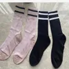 Designer Baumwolle Strumpfwaren Kurze Socken Für Frauen Mode AutumnLadies Mädchen Streetwear Net Sport Brief Gedruckt Knie Socke Strumpf D255G