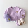 Kläder sätter koreanska baby pojkar vinterkläder varm björn sammet pullover tröja topsharem byxor kostymer 2 st flickor fleece fodrad 231013